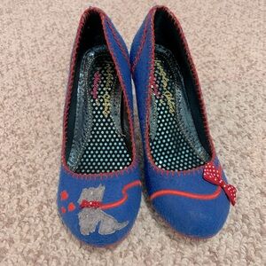 Adorable kitten heels, subtle wizard of oz theme